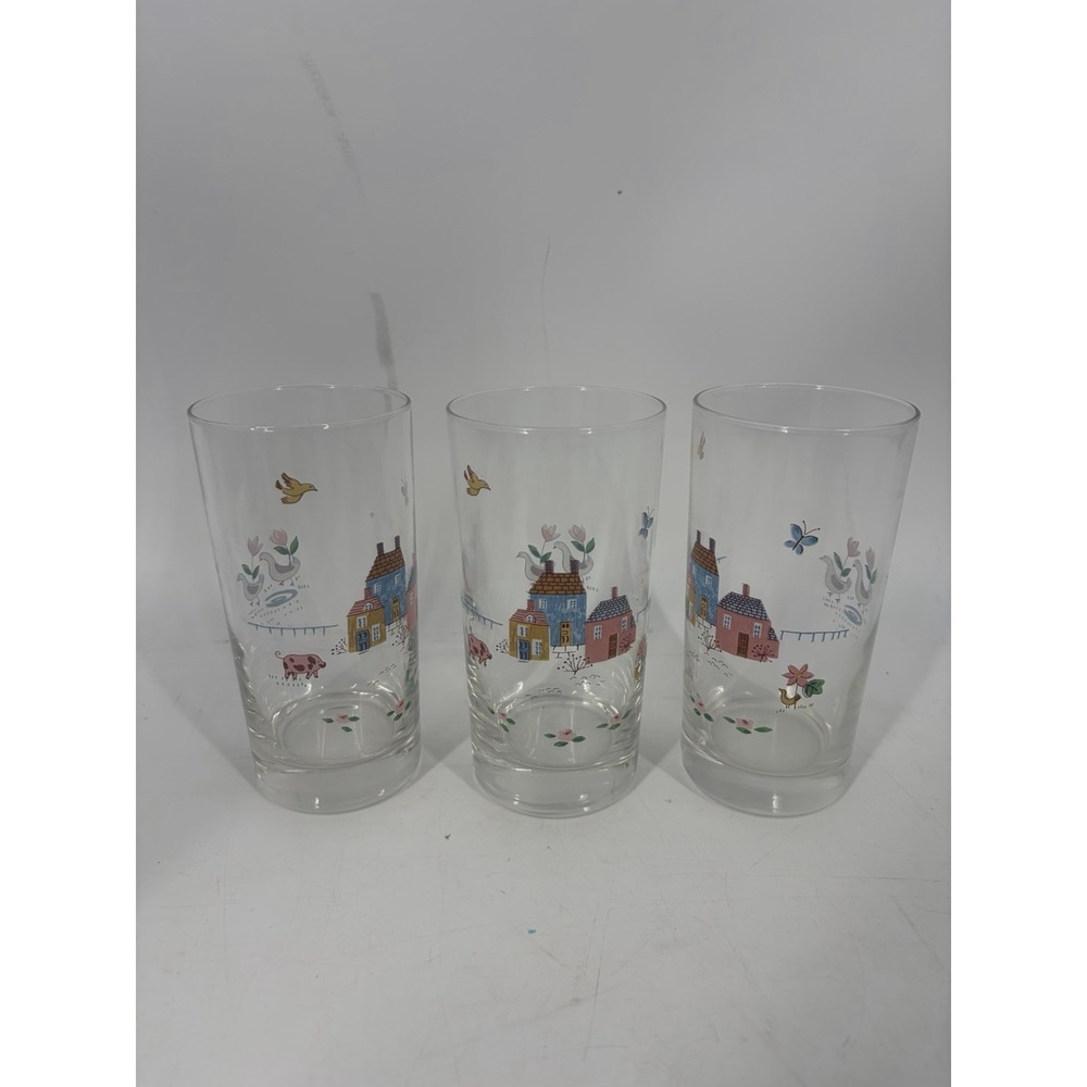 Vintage Tumblers Heartland by International Set of 3 Glasses with Farm Scene